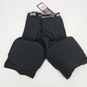 McDavid HEX Short with Contoured Wrap-Around Thigh Short Men's Size Large Black
